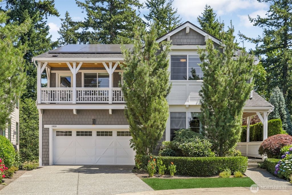 Photo of 1059 Pine Crest Cir NE Cir, Issaquah, WA 98029 (MLS # 2410442)