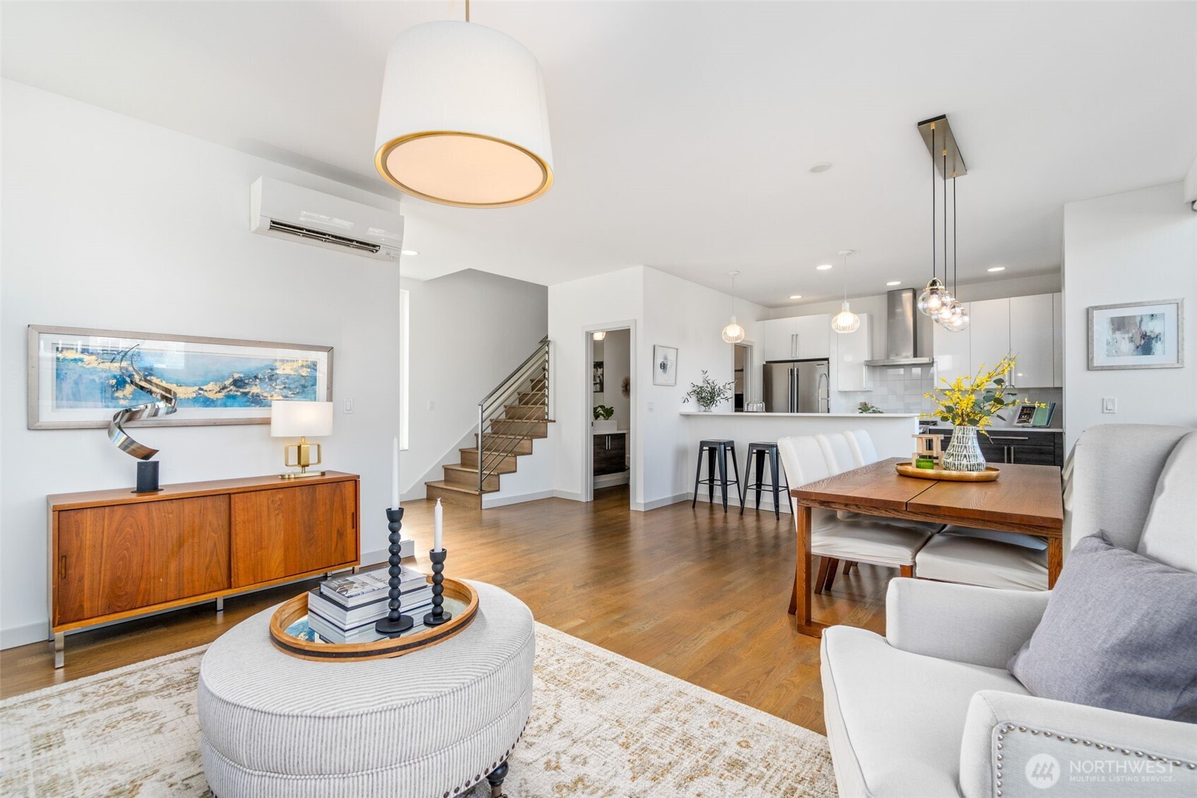 4459 Midvale Avenue N