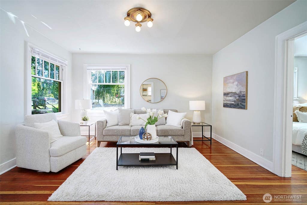 Photo of 19 Dravus Street, Seattle, WA 98109 (MLS # 2542063)