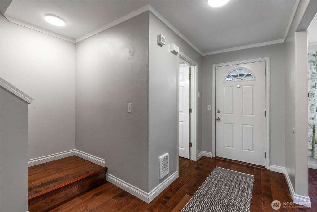 Photo of 6106 202nd Street SW #103, Lynnwood, WA 98036 (MLS # 2508715)