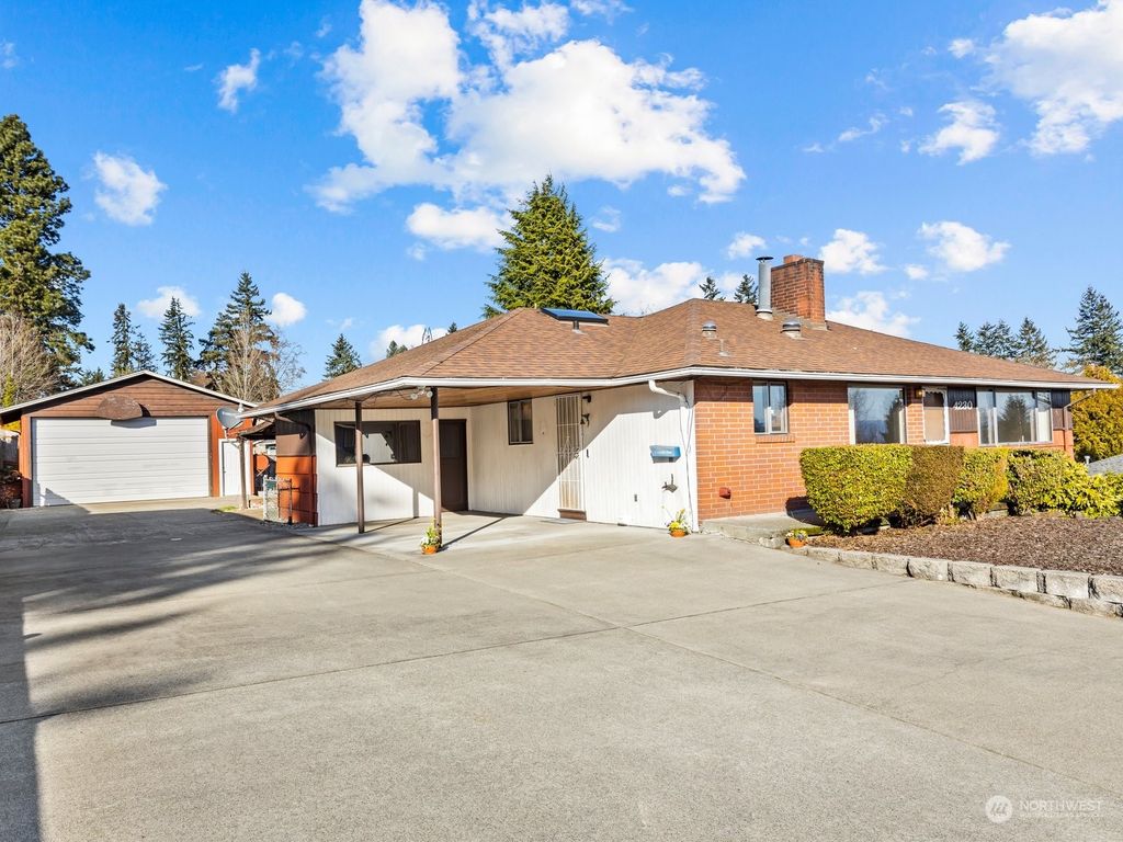 Photo of 4230 S 170th Street, SeaTac, WA 98188 (MLS # 2036033)