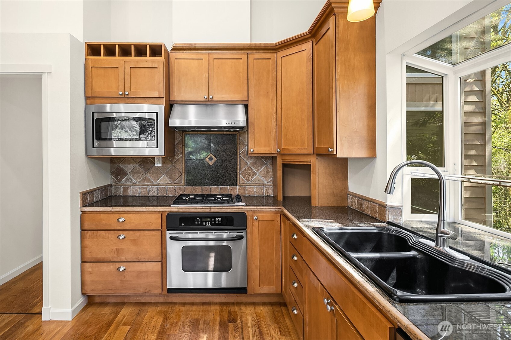 14236 95th Avenue NE