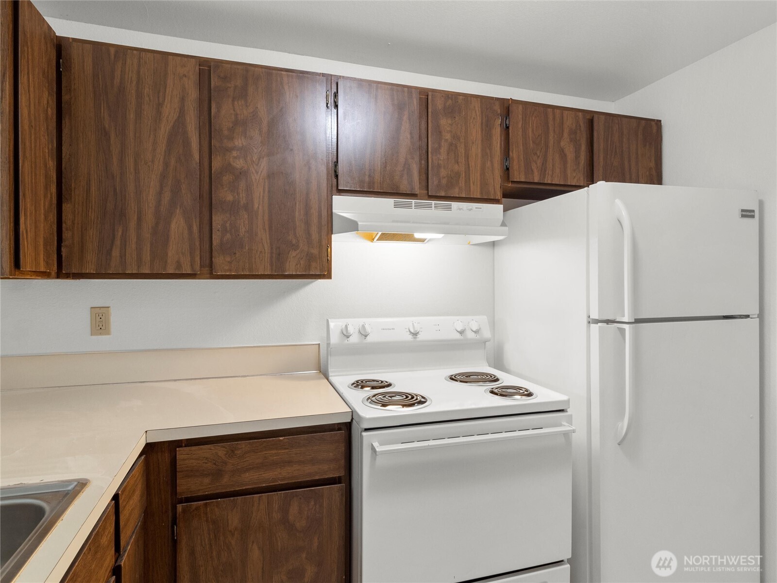6102 Glen Mary Lane NW A/B