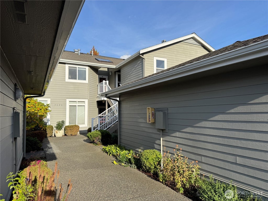Photo of 5020 Festival Boulevard #2D, Bellingham, WA 98226 (MLS # 2588101)