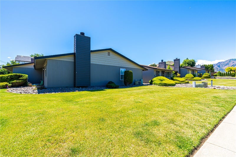 340 Pear Lane 1-8