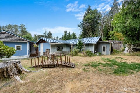 A home in Packwood