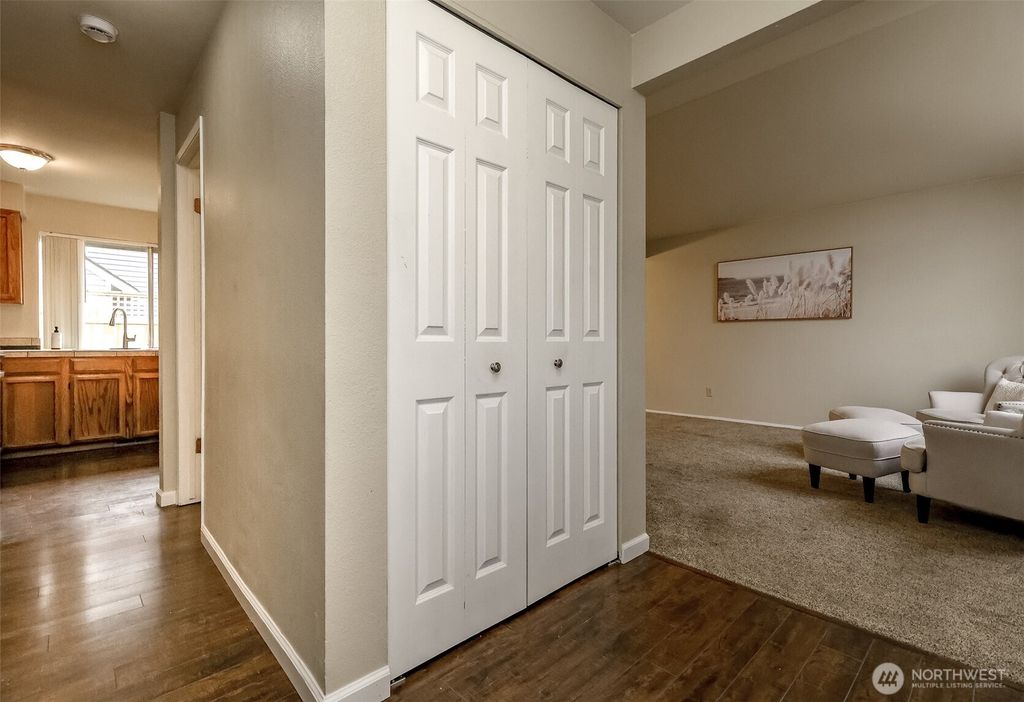 Photo of 12105 SE 261st Court, Kent, WA 98030 (MLS # 2464470)