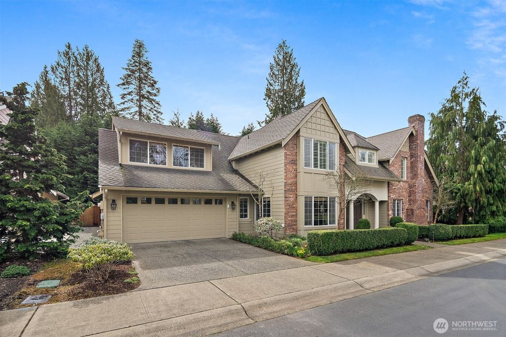 Photo of 13449 NE 12th Place, Bellevue, WA 98005 (MLS # 2347170)