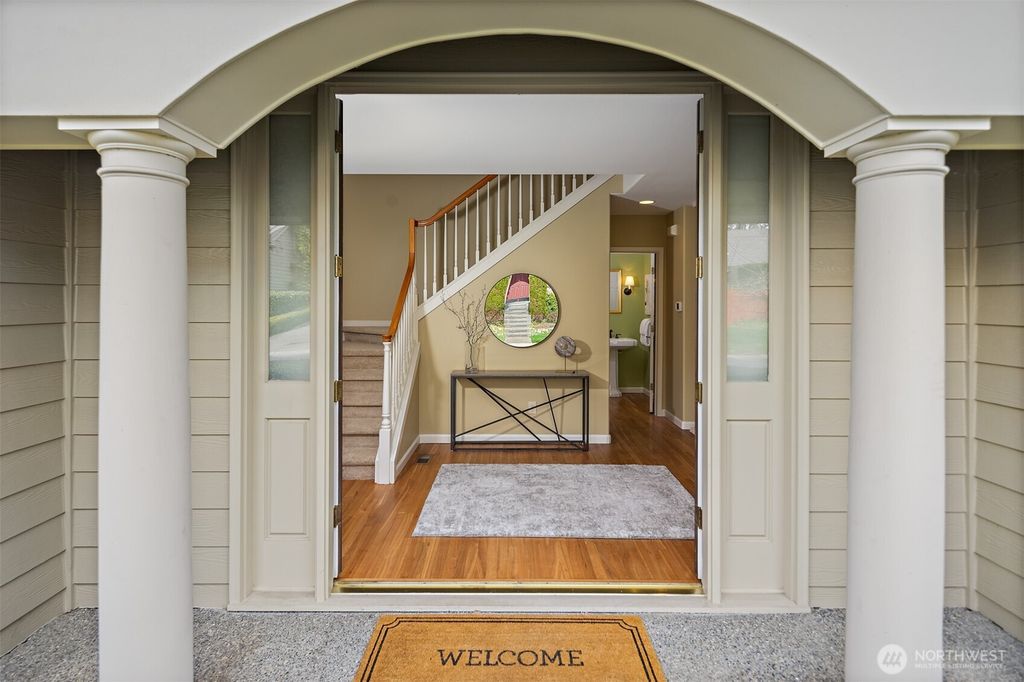 Photo of 13449 NE 12th Place, Bellevue, WA 98005 (MLS # 2347170)