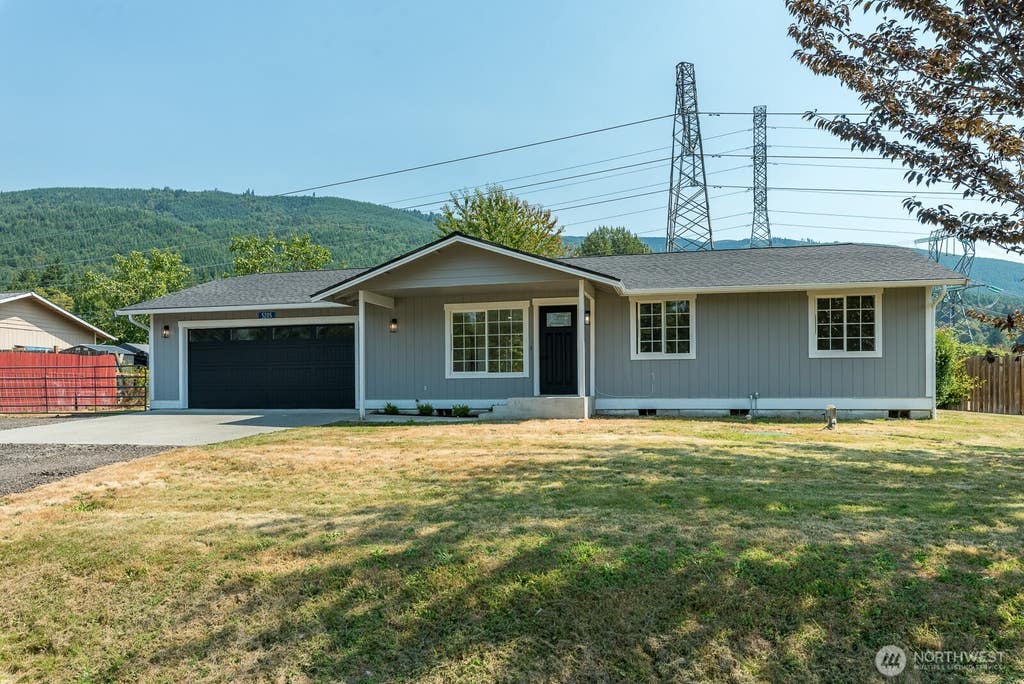 Photo of 5205 Aerie Ln LN, Sedro Woolley, WA 98284 (MLS # 2569979)