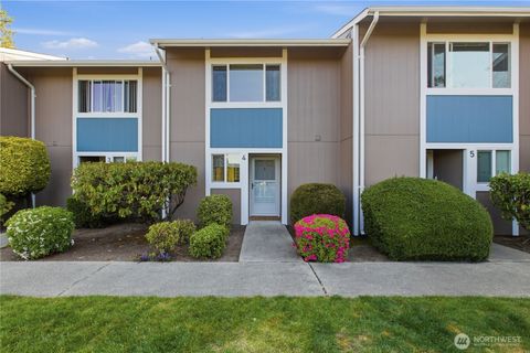 Photo of 25426 106th Avenue SE #C4, Kent, WA 98030 (MLS # 2518212)