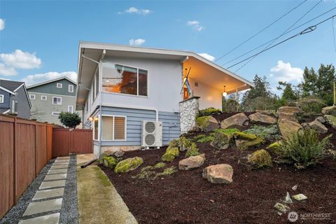 Photo of 1701 NE 90th Street, Seattle, WA 98115 (MLS # 2466182)
