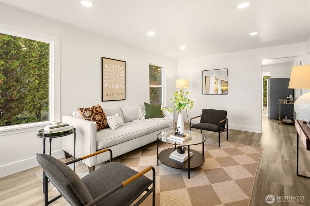 Photo of 935 N 92nd Street, Seattle, WA 98103 (MLS # 2492152)