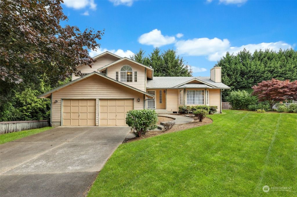 Photo of 2004 Emerald Street, Milton, WA 98354 (MLS # 2144163)