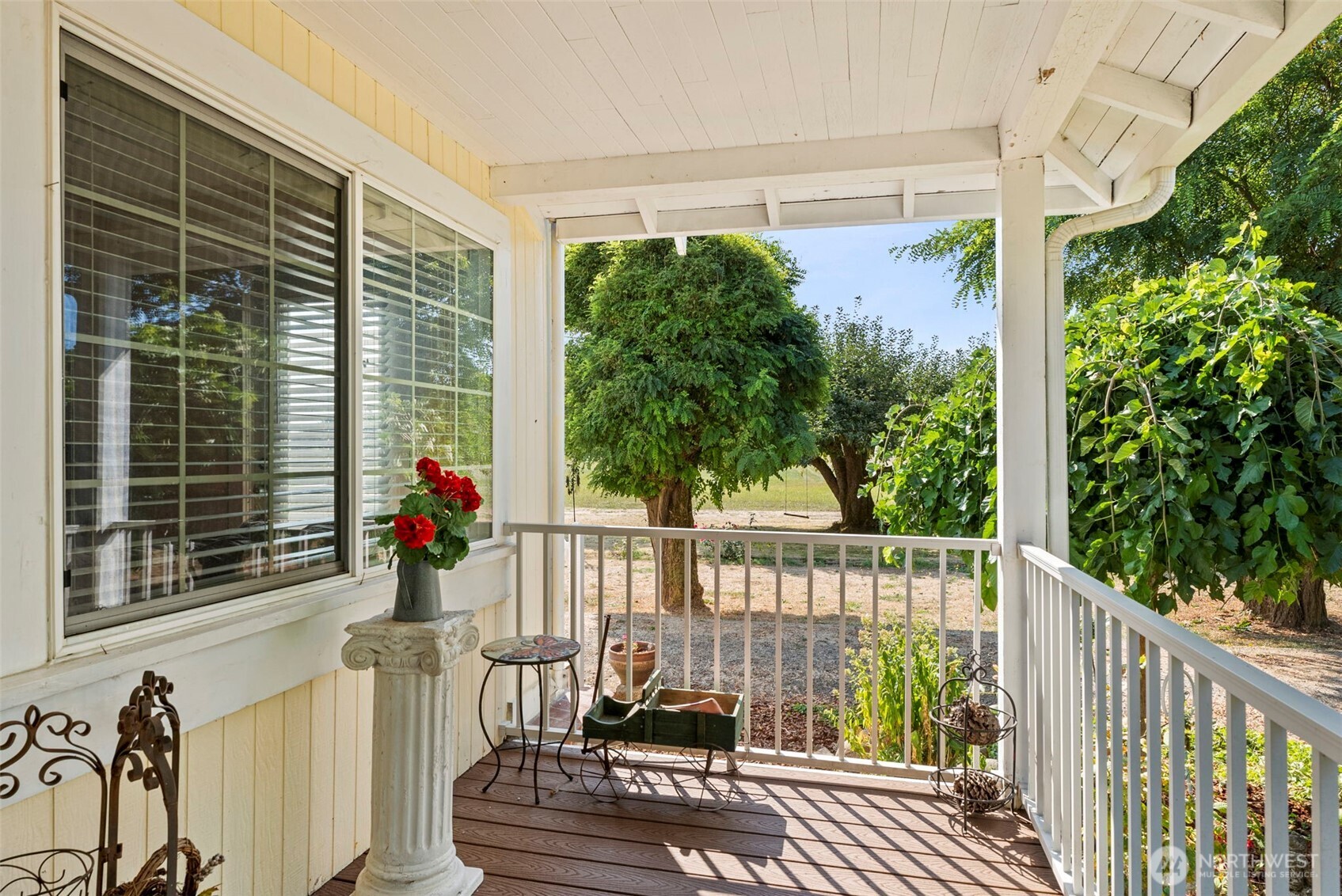 379 Twin Oaks Road