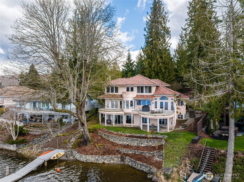 Photo of 17714 Kingfisher Cove Lane, Mount Vernon, WA 98274 (MLS # 2492670)