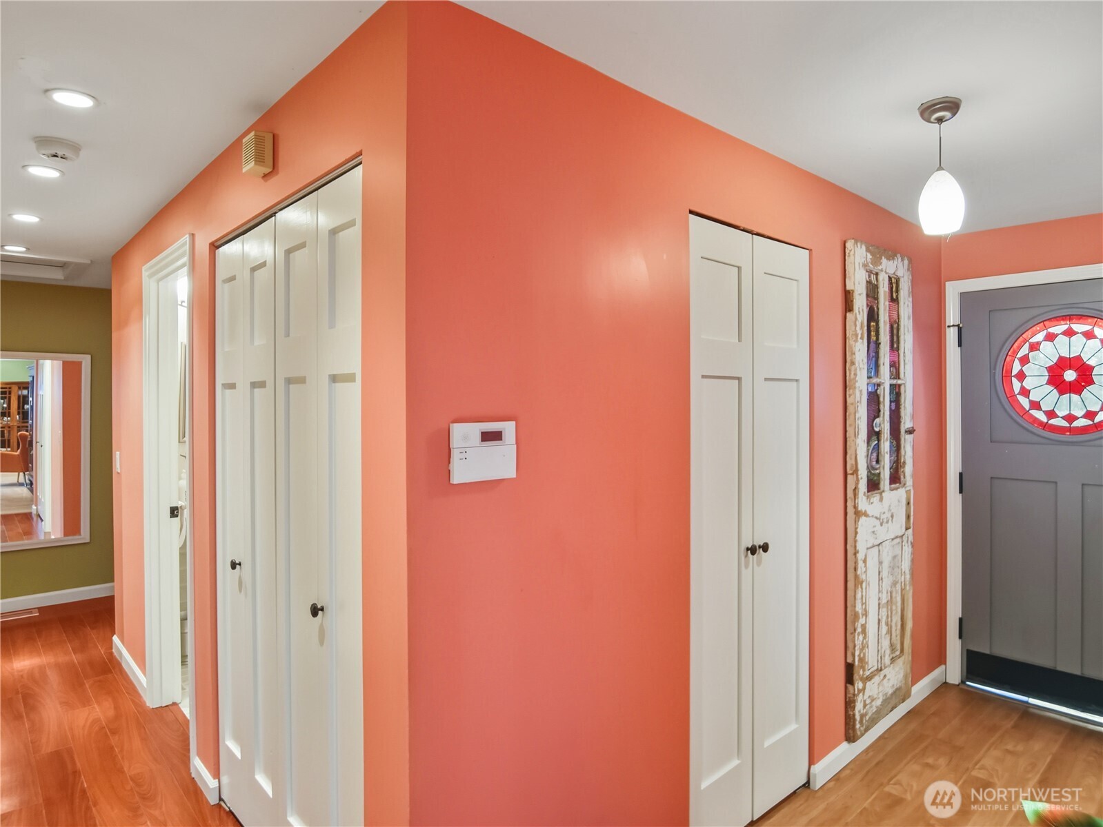 9240 Sand Point Way NE