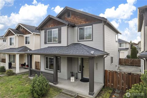 Photo of 4241 Q St St NE, Auburn, WA 98002 (MLS # 2488869)