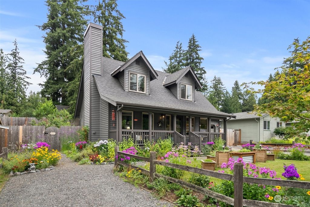 Photo of 5115 130th Place NE, Marysville, WA 98271 (MLS # 2323626)