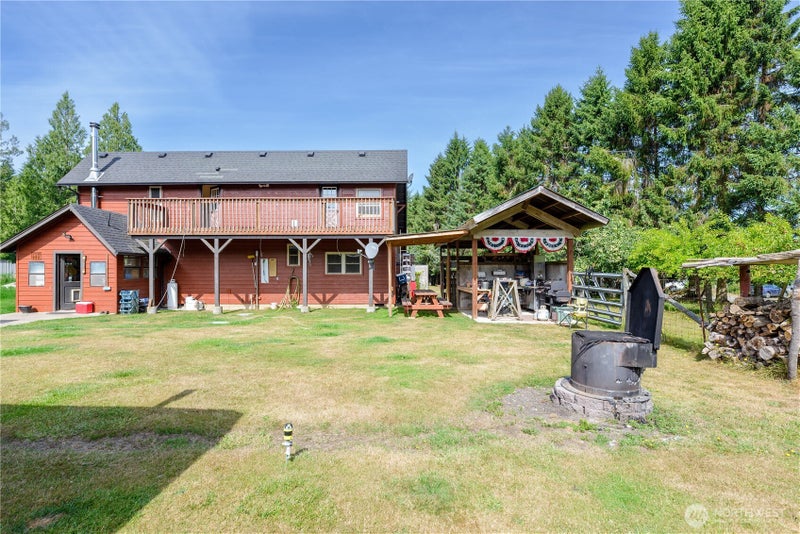 332 Whiskey Creek Beach Rd