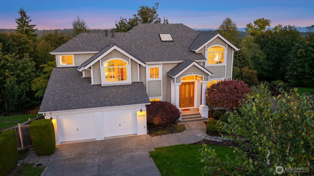 Photo of 15516 129th Avenue NE, Woodinville, WA 98072 (MLS # 2447898)