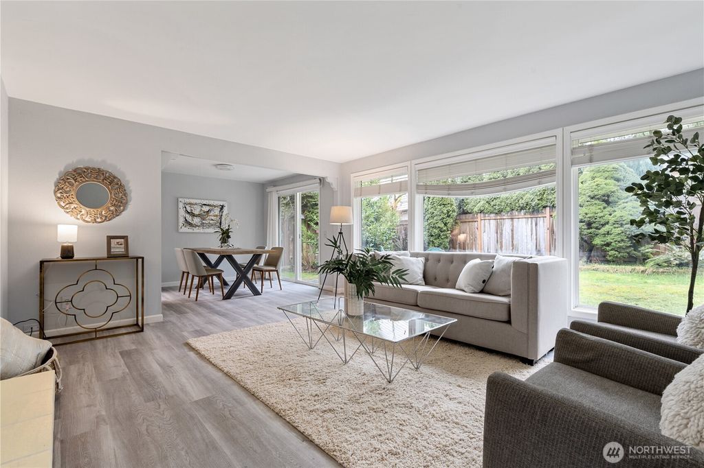 Photo of 13017 NE 78th St St, Kirkland, WA 98033 (MLS # 2335420)