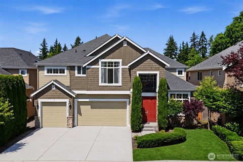 Photo of 16105 Northup Way, Bellevue, WA 98008 (MLS # 2543583)
