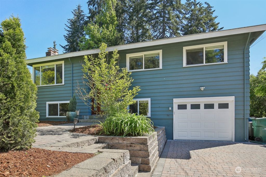 Photo of 4406 237th Place SW, Mountlake Terrace, WA 98043 (MLS # 2235857)