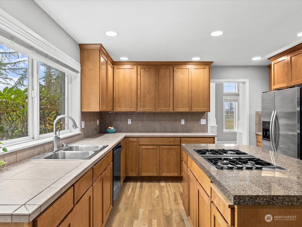 Photo of 10322 208th Avenue SE, Snohomish, WA 98290 (MLS # 2180422)