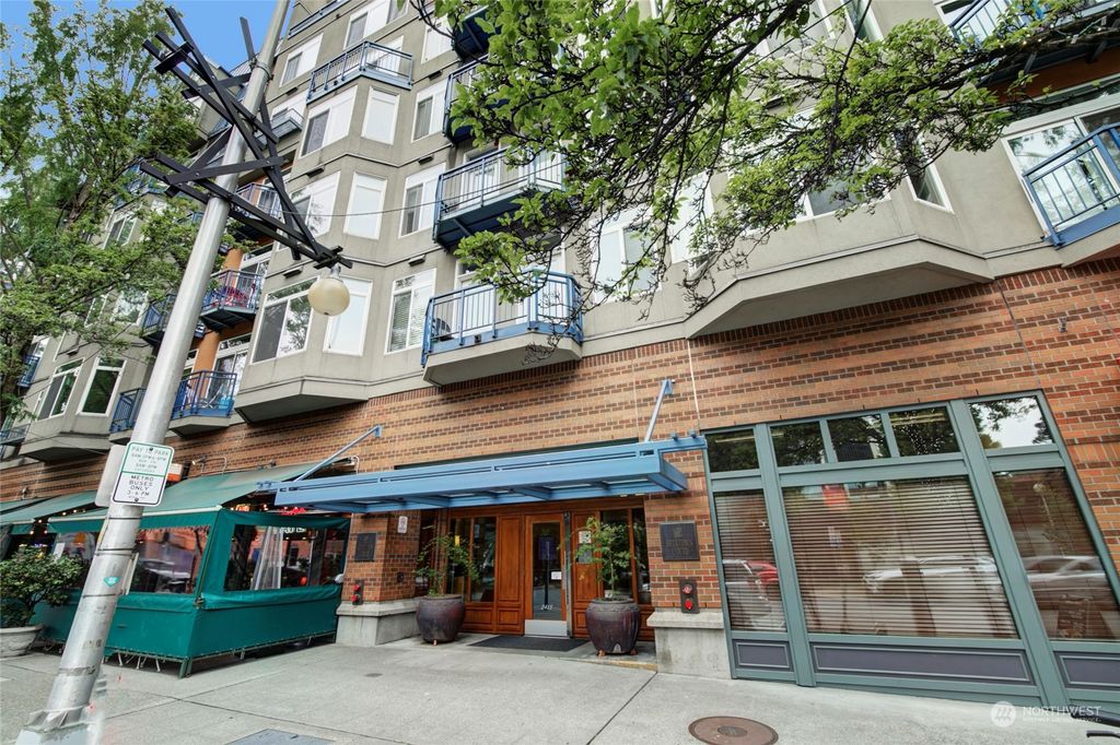 Photo of 2415 2nd Avenue #628, Seattle, WA 98121 (MLS # 2143506)