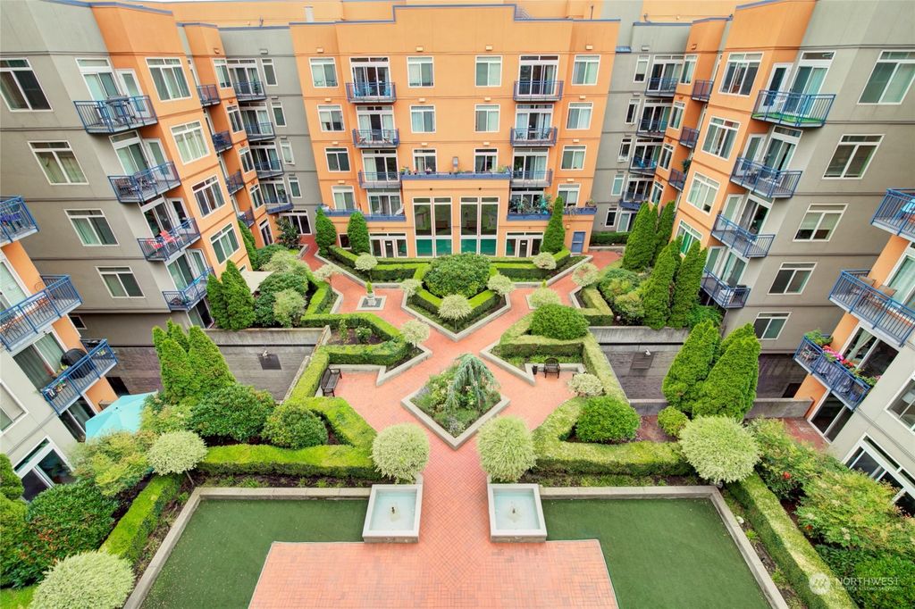 Photo of 2415 2nd Avenue #628, Seattle, WA 98121 (MLS # 2143506)