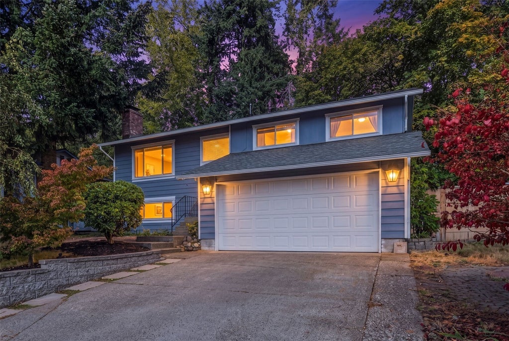 Photo of 21314 124th Street SE, Kent, WA 98031 (MLS # 2594925)