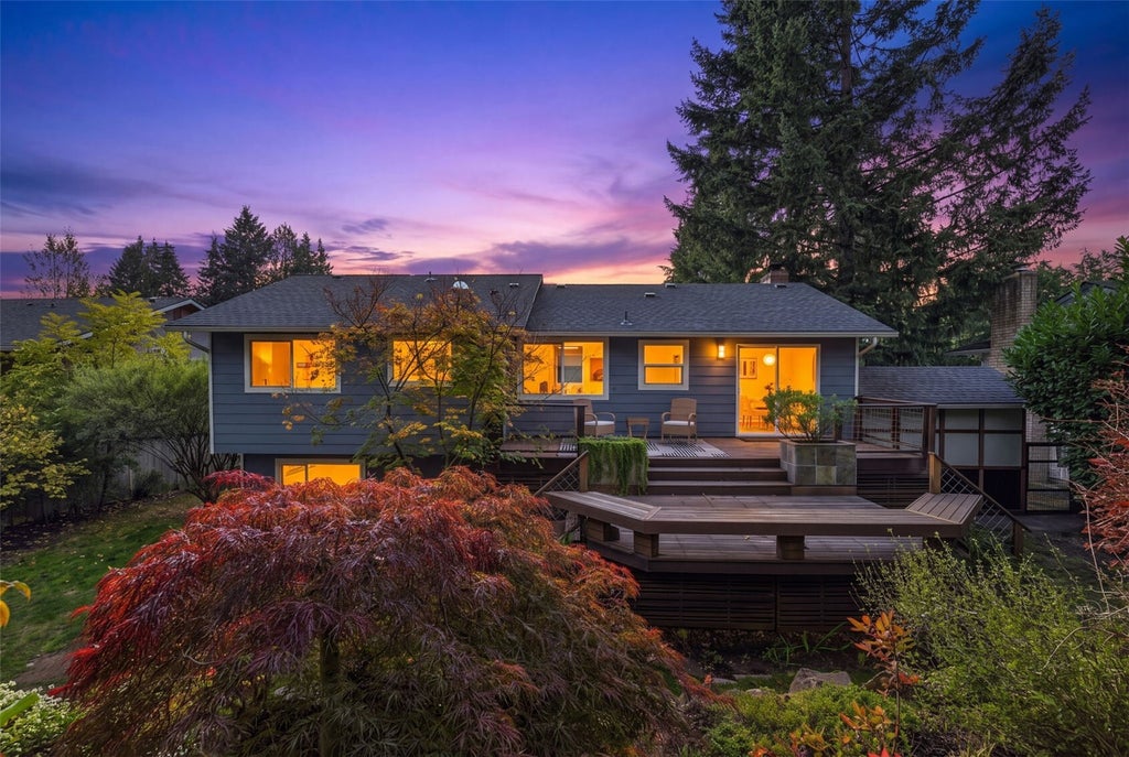Photo of 21314 124th Street SE, Kent, WA 98031 (MLS # 2594925)