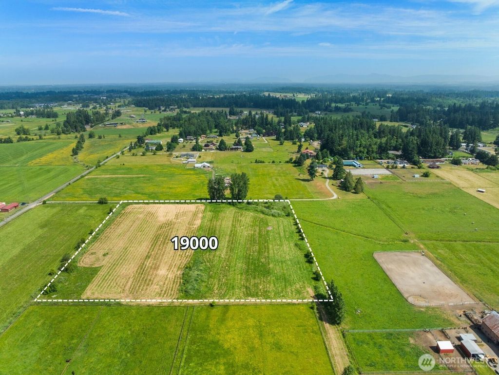 Photo of 19000 SE 416th St, Enumclaw, WA 98022 (MLS # 2391266)