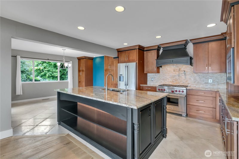 2653 NE Fern Glen Road