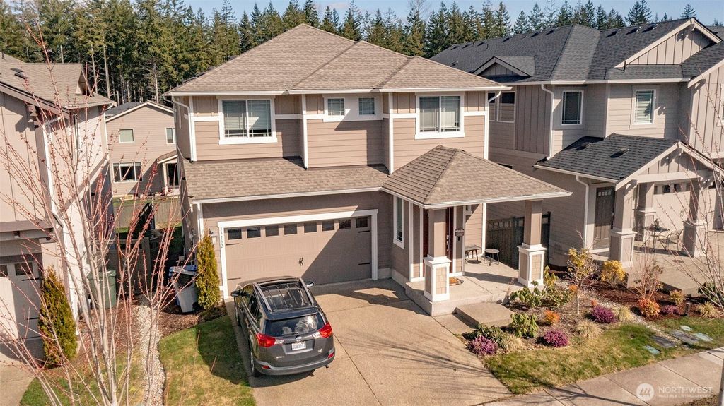 Photo of 33152 Glacier Avenue SE, Black Diamond, WA 98010 (MLS # 2521046)