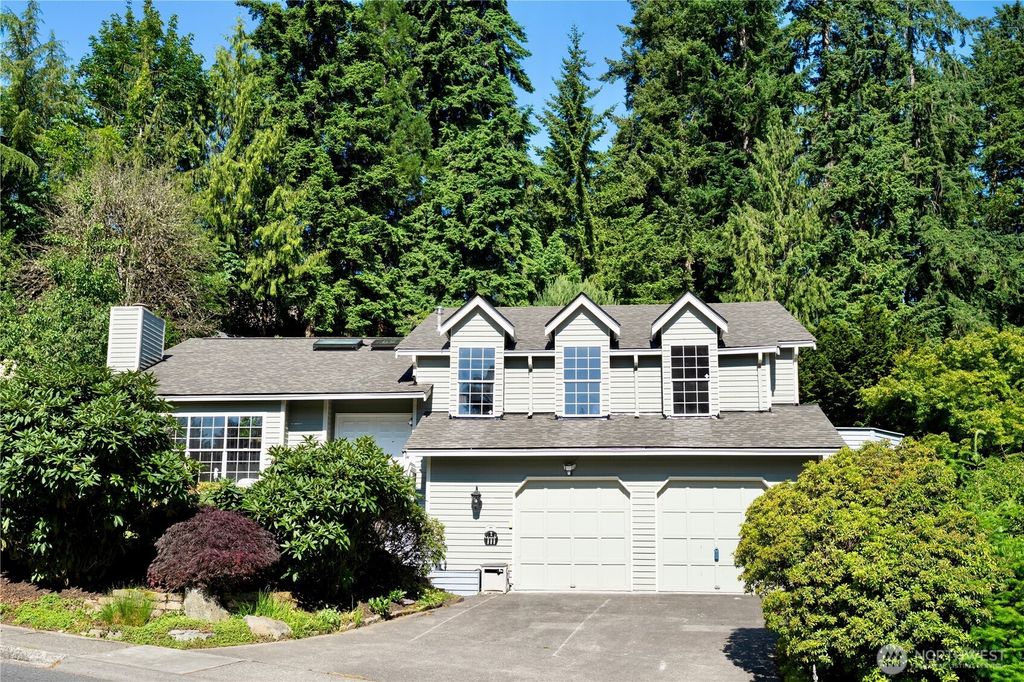 Photo of 4269 181st Place SE, Issaquah, WA 98027 (MLS # 2389679)