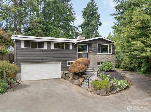 Photo of 15513 Palatine Lane N, Shoreline, WA 98133 (MLS # 2549891)