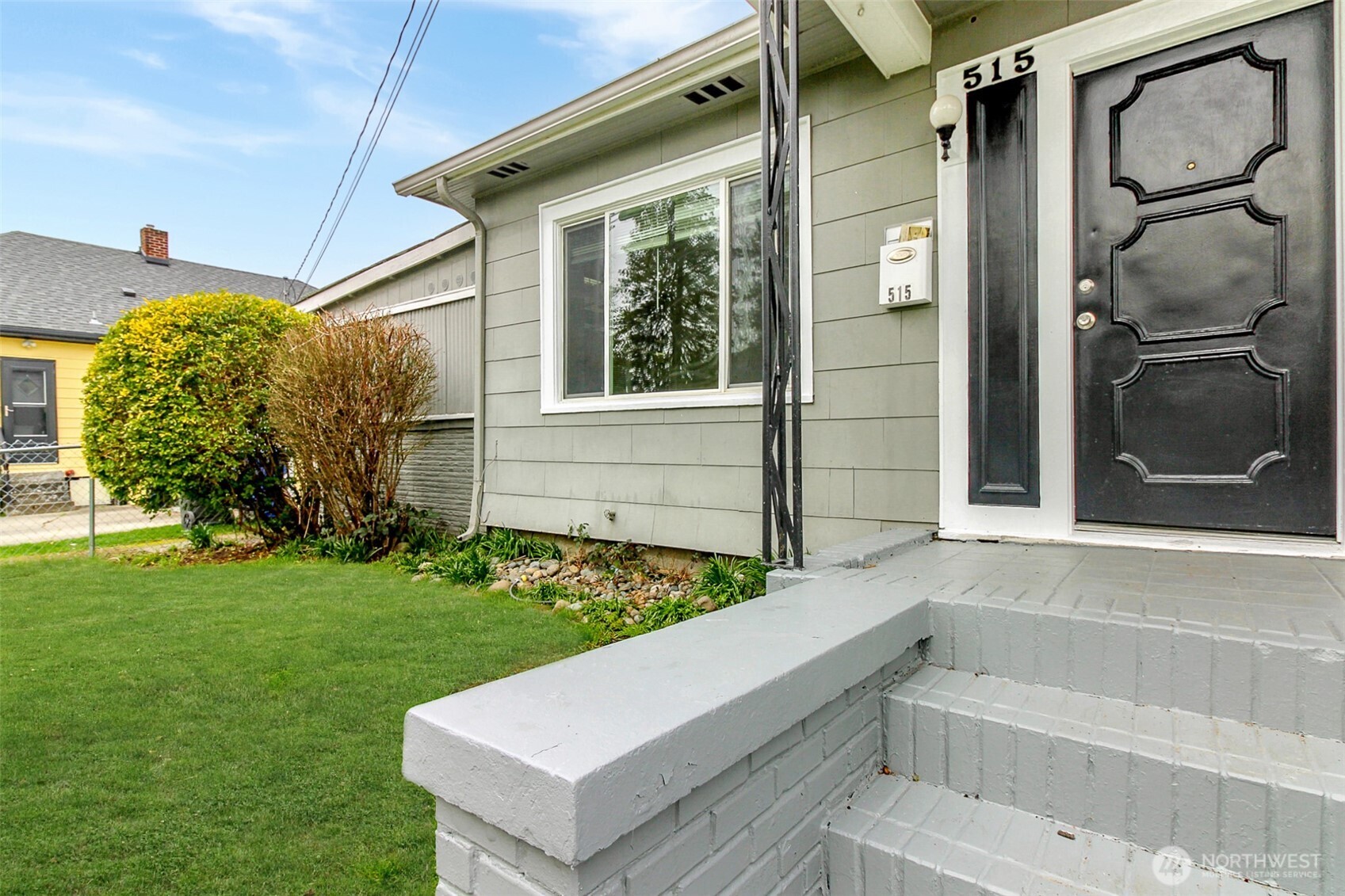 515 S 37th