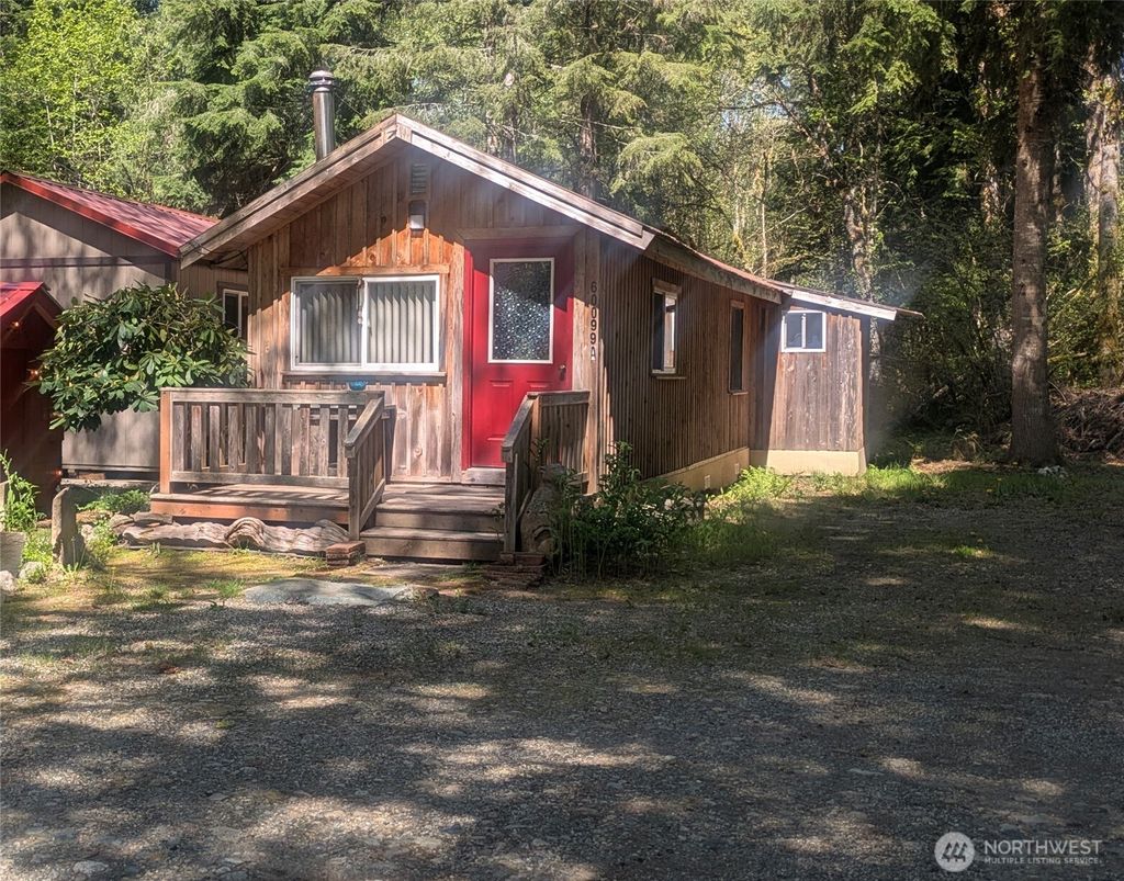 Photo of 60099 State Route 20, Marblemount, WA 98267 (MLS # 2517364)