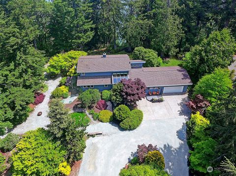 A home in Camano Island