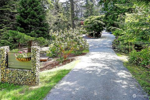 A home in Camano Island