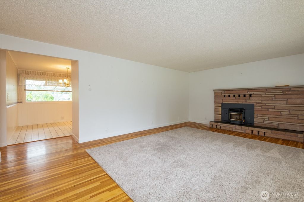 Photo of 5330 77th Place NE, Marysville, WA 98270 (MLS # 2521448)