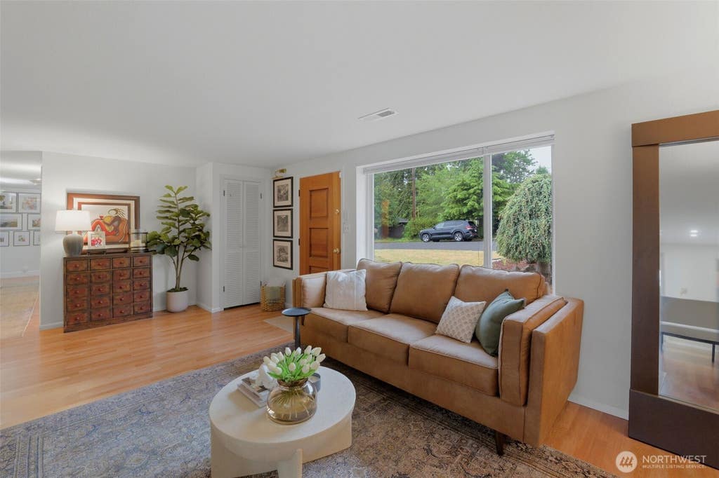 Photo of 24303 59th Avenue W, Mountlake Terrace, WA 98043 (MLS # 2533578)