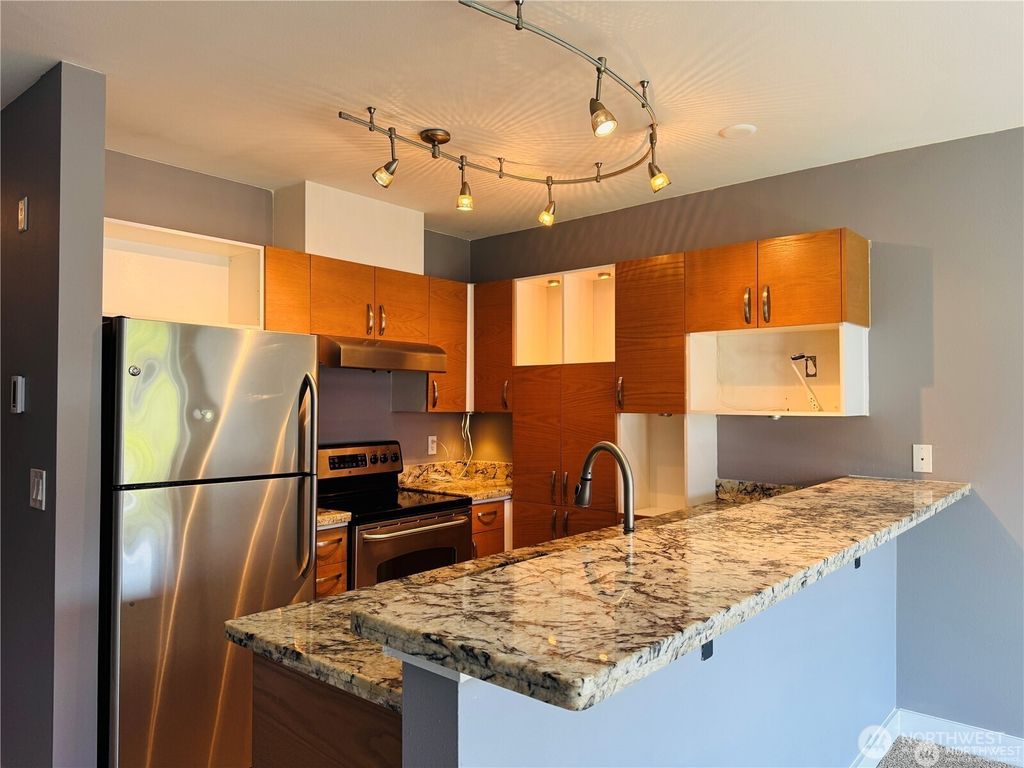 Photo of 2440 Western Avenue #602, Seattle, WA 98121 (MLS # 2508402)