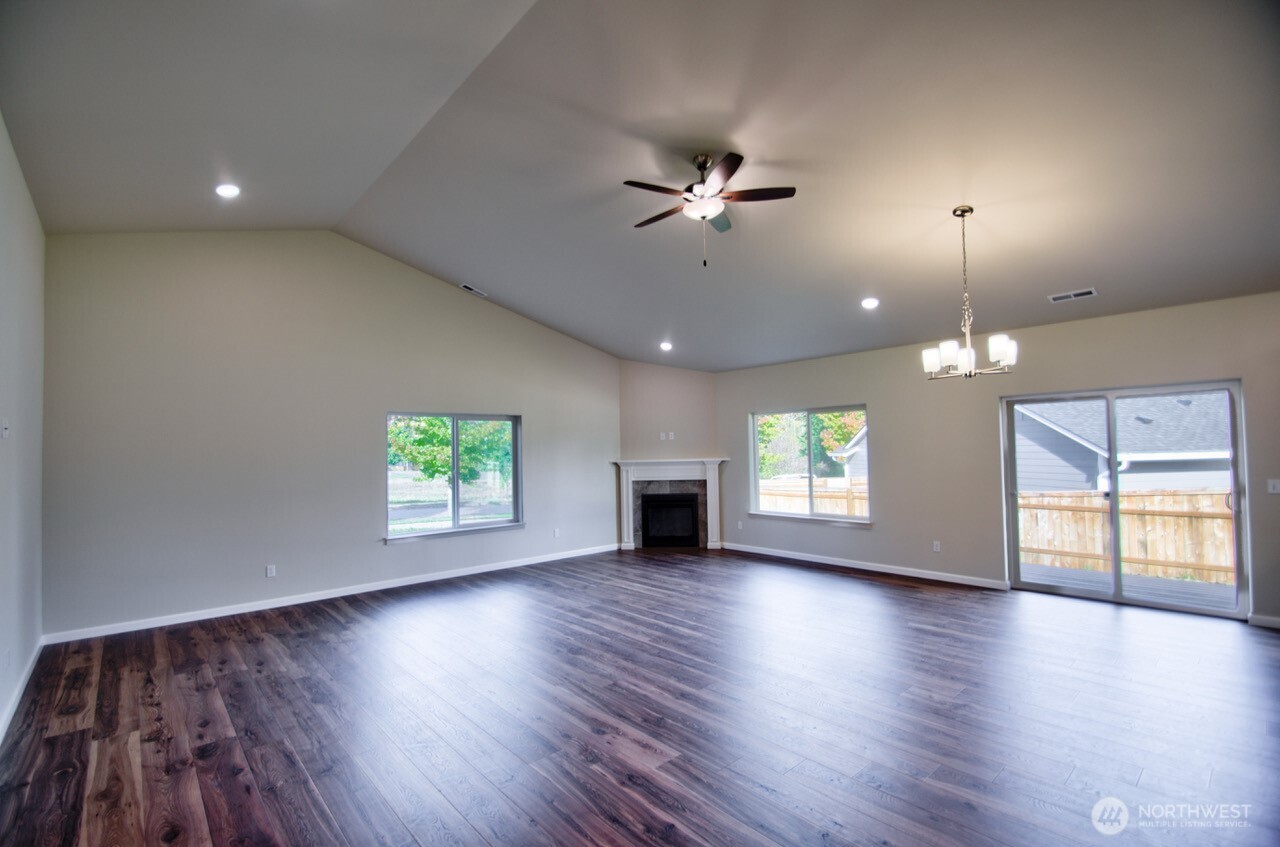 102 Sycamore Lane