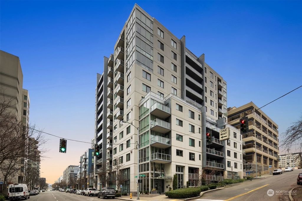 Photo of 76 Cedar Street #1208, Seattle, WA 98121 (MLS # 2320647)