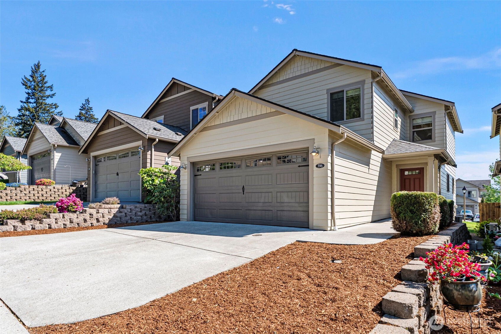 396 NE Inspiration Street