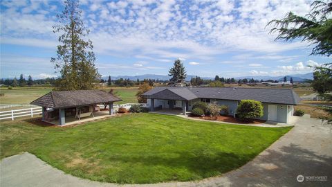 A home in Enumclaw