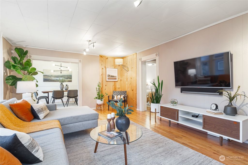 Photo of 10711 Evanston Avenue N, Seattle, WA 98133 (MLS # 2302303)